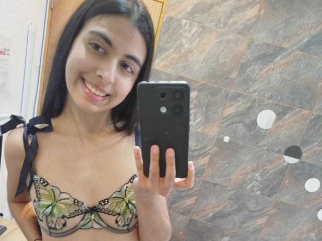 AnnaAlvarez - Sexe cam en vivo - 25352341