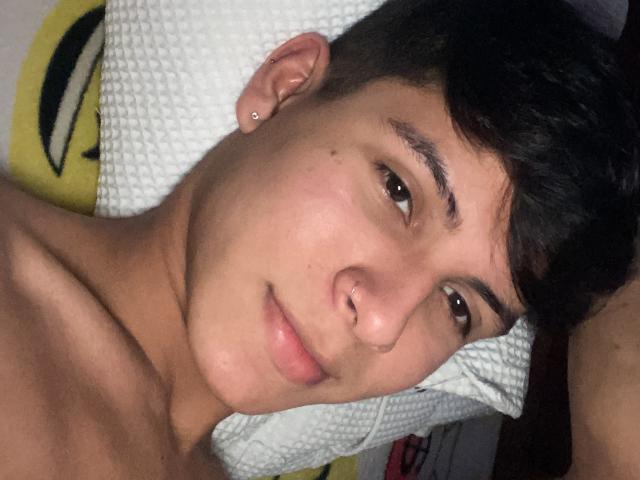 WillStarr - Sexe cam en vivo - 25353637