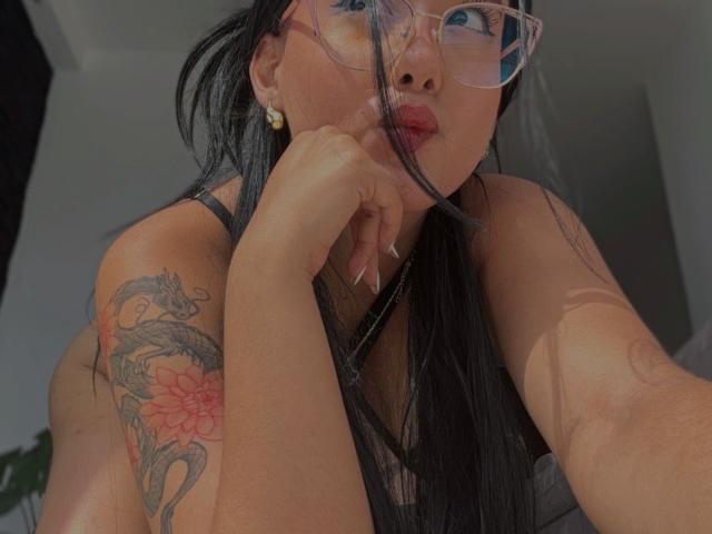 SofiaBrowm - Live sex cam - 25355225