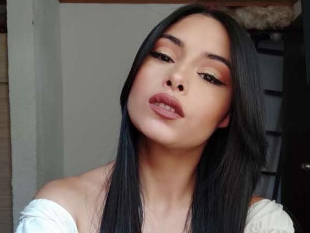 Emilyv69Hot - Live sex cam - 25355505