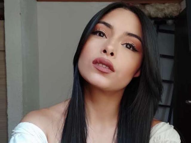 EmilyValeria - Sexe cam en vivo - 25355581