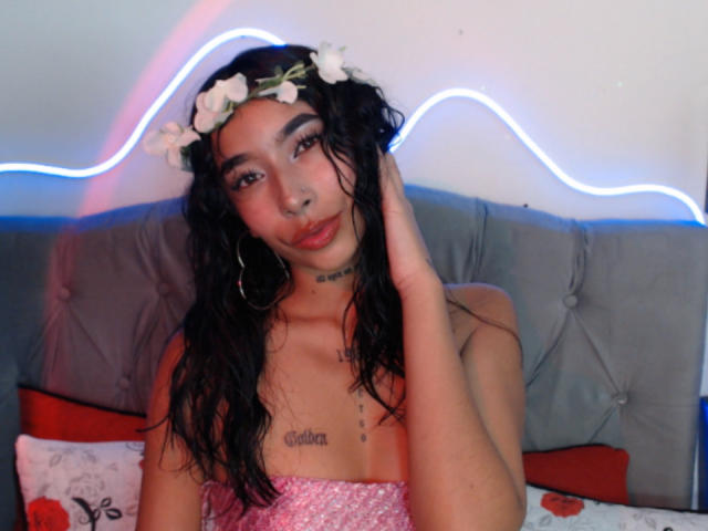 MaddyParker - Live sex cam - 25360813