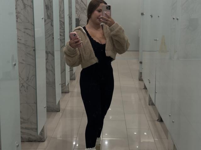 NatSorian - Live sex cam - 25364757