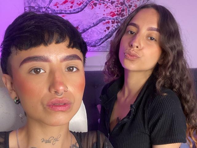 RileyAndAlexa - Live sex cam - 25364761