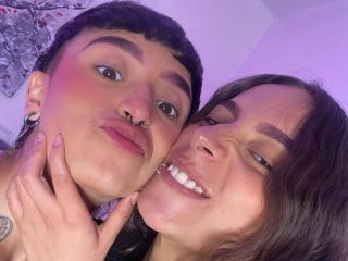 RileyAndAlexa - Sexe cam en vivo - 25364801