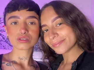 RileyAndAlexa - Sexe cam en vivo - 25364825