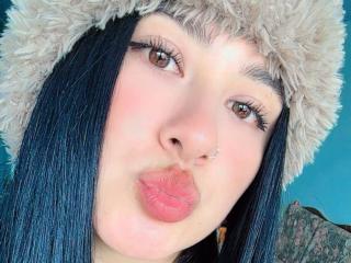 AdharaBritney - Live porn &amp; sex cam - 25365009