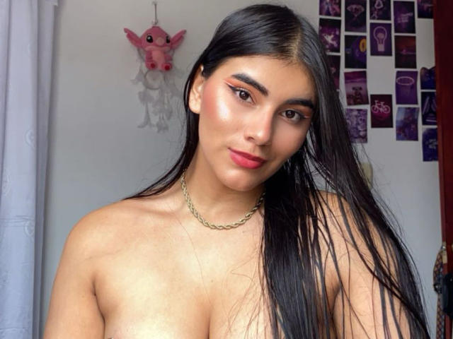AbbyKey - Élő pornó és szexkamera - 25366077