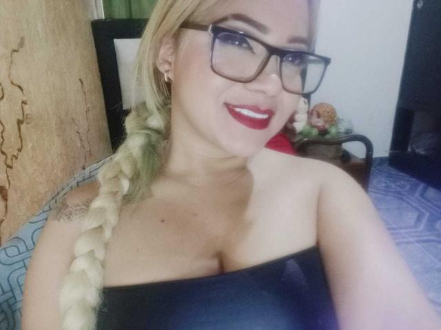 TatianaRossi - Live porn &amp; sex cam - 25366401