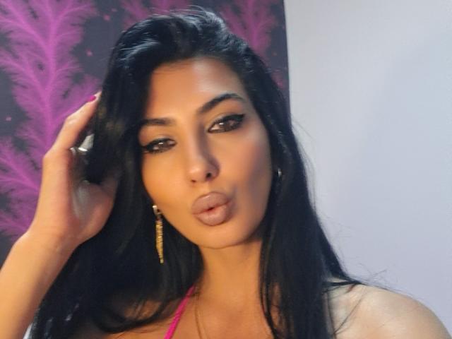 BrunetteBabe69 - Sexe cam en vivo - 25366817