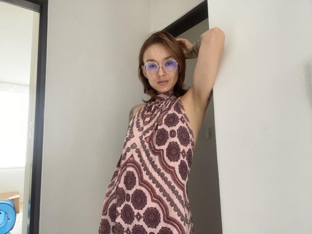 SarahRousen - Live porn &amp; sex cam - 25367525