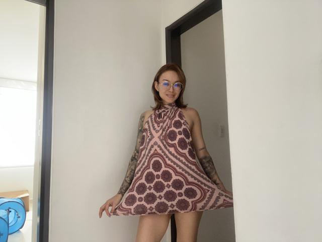 SarahRousen - Live porn &amp; sex cam - 25367541