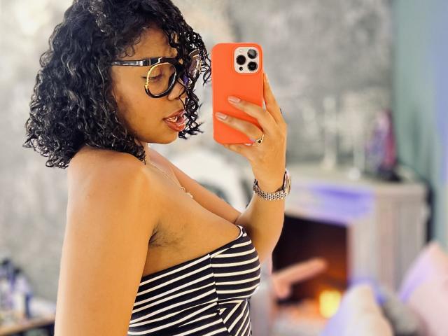 LisaMendez - Sexe cam en vivo - 25370405