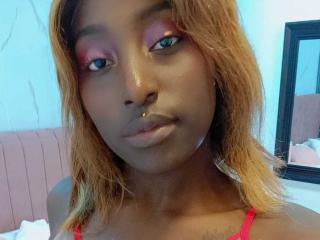 EmelyRogers - Sexe cam en vivo - 25370821