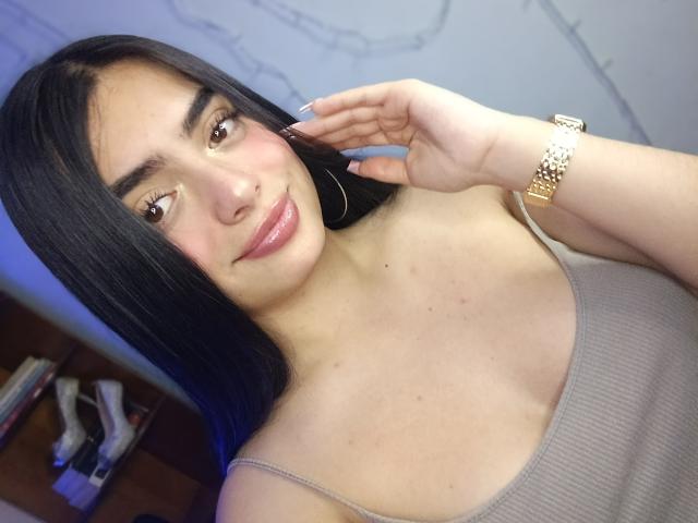 EmaRosee - Sexe cam en vivo - 25371113