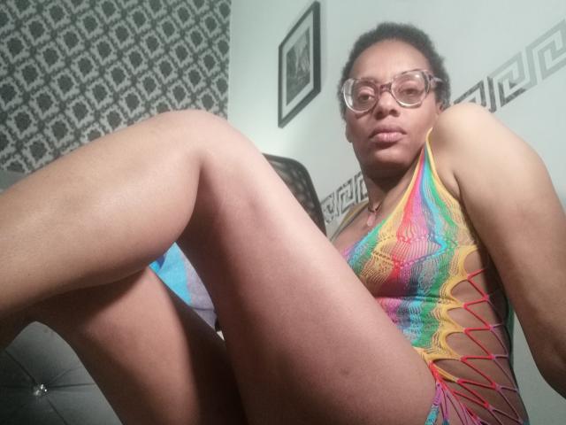 MatildaLujan - Live sex cam - 25371645