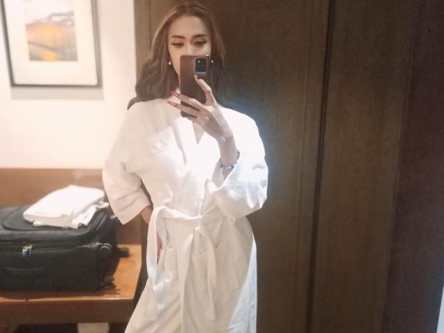 KendraMaxwell - Live sex cam - 25373317