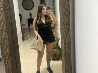 SharonKlart - פורנו בשידור חי ומצלמת סקס - 25374397
