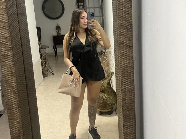 SharonKlart - Live sexe cam - 25374397
