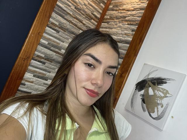 SharonKlart - Live porn &amp; sex cam - 25374433