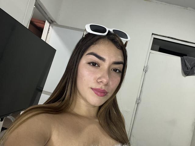 SharonKlart - Live porn &amp; sex cam - 25374453