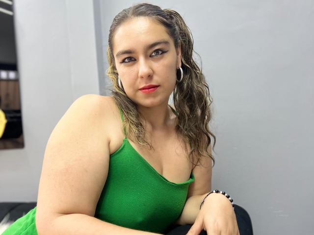 TaylorNova - Live sexe cam - 25375361