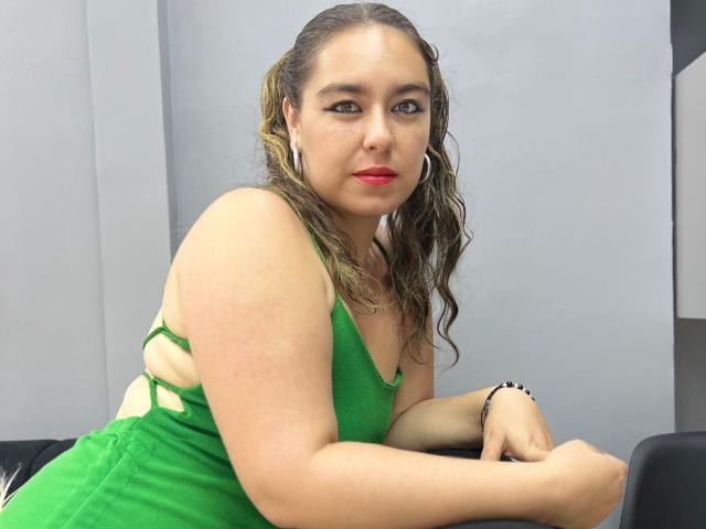 TaylorNova - Live porn &amp; sex cam - 25375385