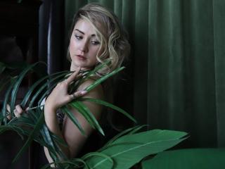 MargoHorney - Live sex cam - 25376041