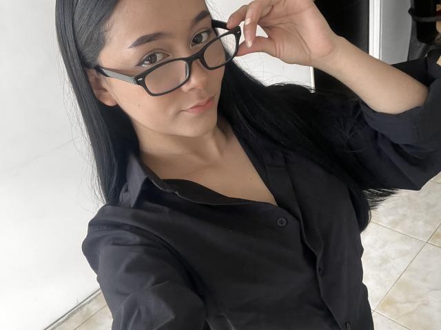 DeisyWest - Live porn &amp; sex cam - 25378665