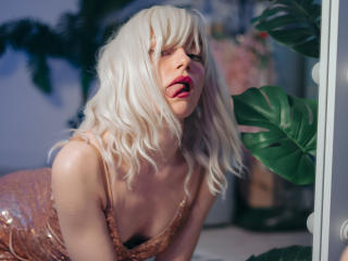 BrendaLovex - Live sexe cam - 25379445