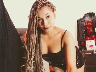 KathyaLaurent - Sexe cam en vivo - 25380361