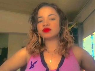 MilaHot69x - Live sex cam - 25380401