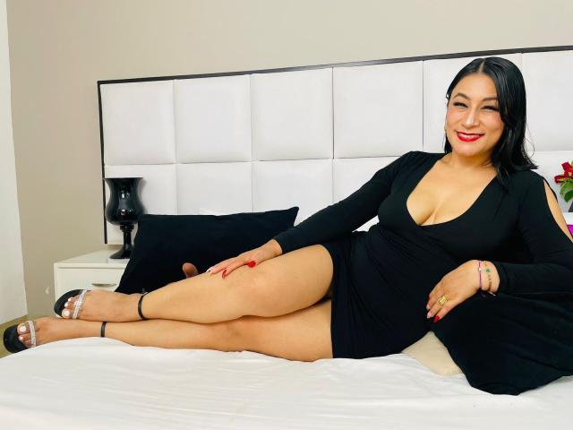EmaFoxy - Live sexe cam - 25381069