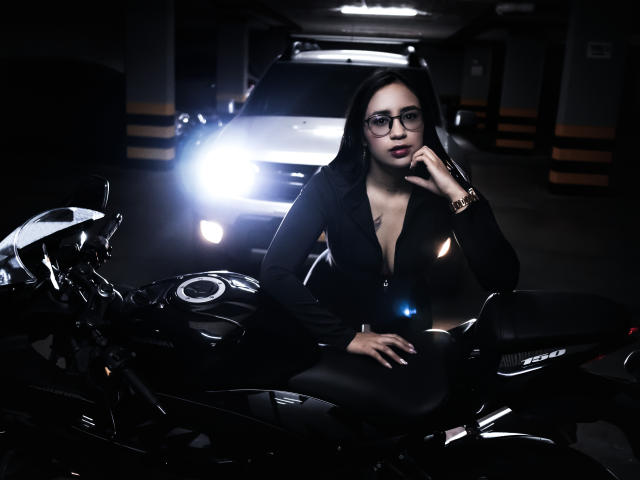 LunaBritton - Live sexe cam - 25382785