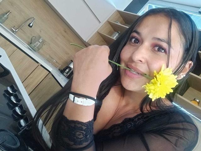 JessaMondd - Live Sex Cam - 25387765