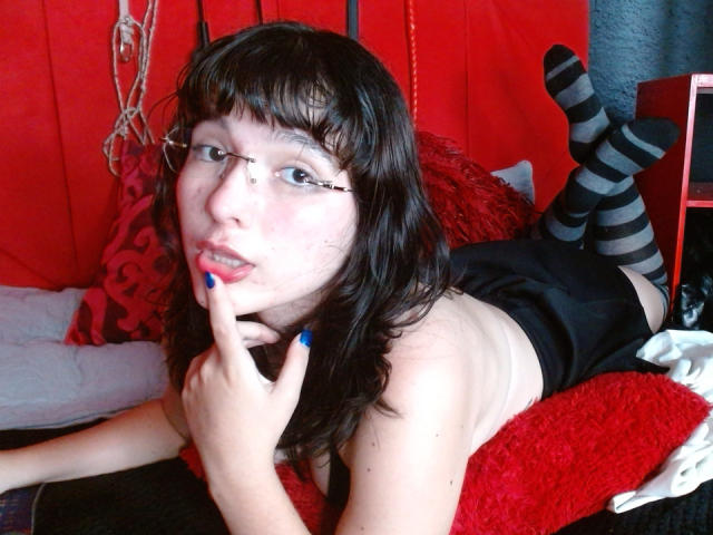 HairyValeri - Live porn &amp; sex cam - 25389137
