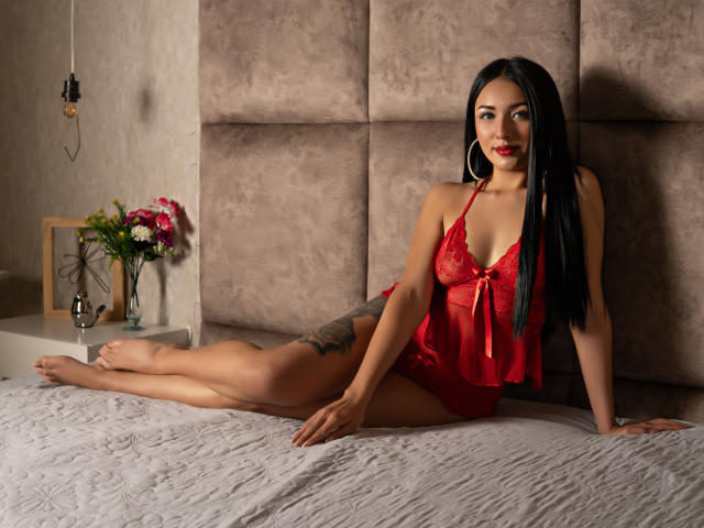 LillyTaylor - Élő pornó és szexkamera - 25391321