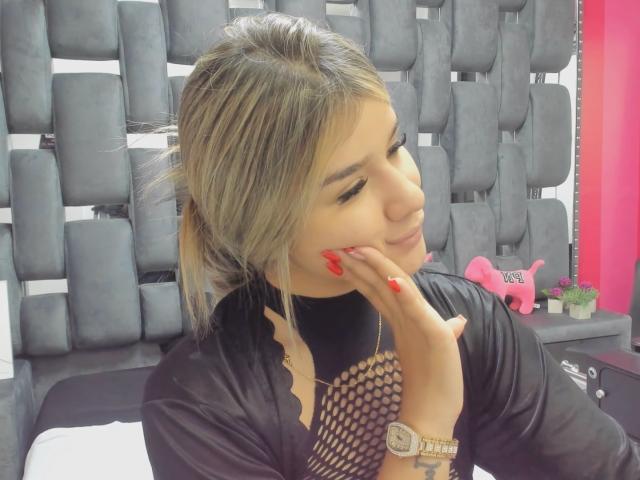 SashaPolet - Live porn &amp; sex cam - 25392013