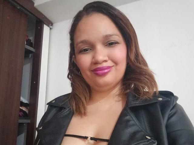 BiancaMorettii - Live sex cam - 25395505