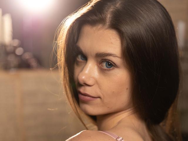 EvaMcCoy - Live porn &amp; sex cam - 25398917