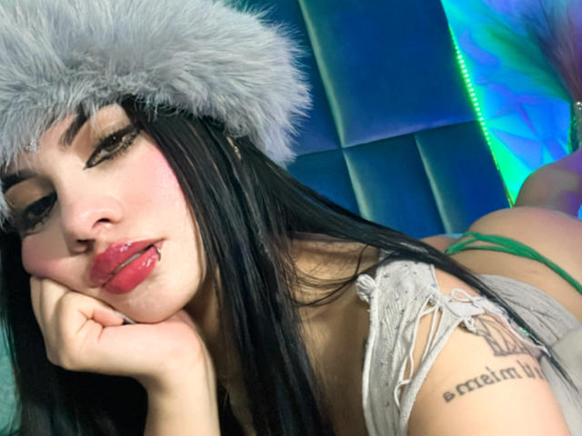 NatallieBlue - Live Sex Cam - 25399337