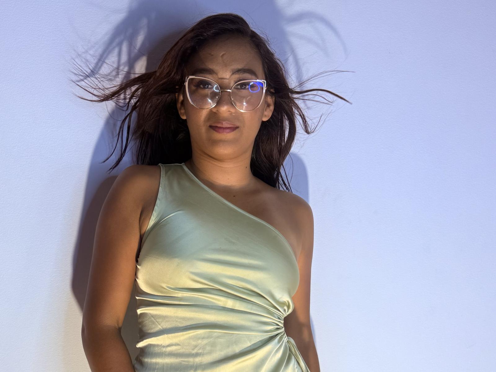 AnjaliKhushi - Live sexe cam - 25399793