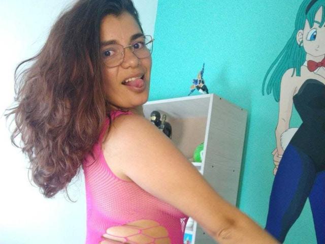 BulmaHot - Live sex cam - 25400025