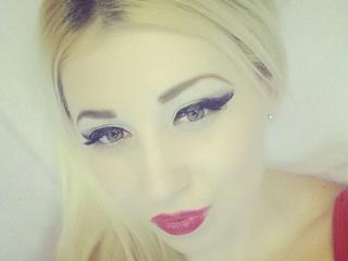 CharmanteSophie - Live sex cam - 2540045