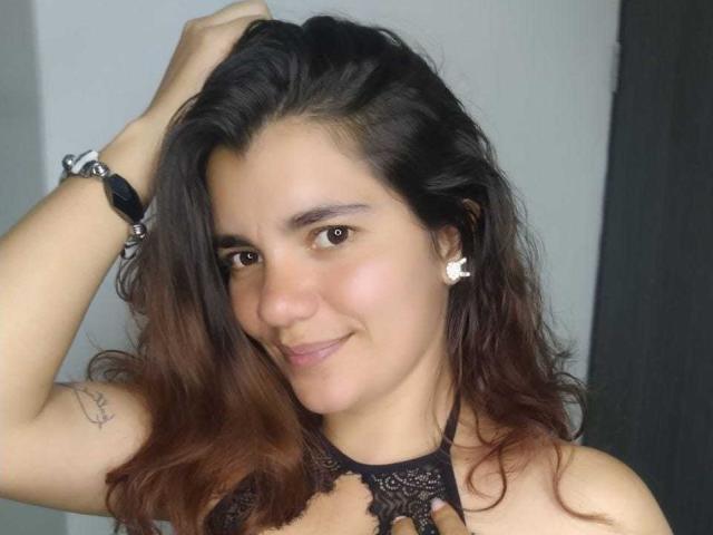 BulmaHot - сексуальная веб-камера в реальном времени - 25400677