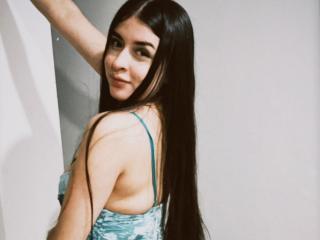 EmiliClarke - Sexe cam en vivo - 25400829