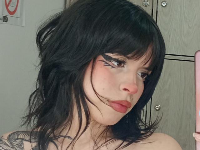 NatashaHottson - Live sex cam - 25401005