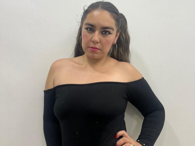 TaylorNova - Live sex cam - 25406769