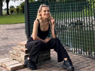 ZoeyMarie - Live sex cam - 25406913