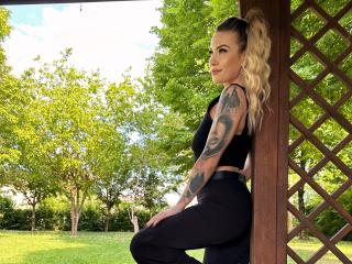 ZoeyMarie - Live sex cam - 25406937